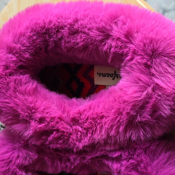 DEARFOAMS BRAND WOMENS PINK MEMORY FOAM SLIPPERS SIZE SMALL 5-6 - Picture 4 of 12